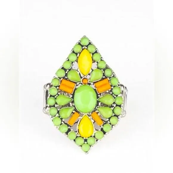 Multi color greens teardrop ring. ONE SIZE FITS MOST. STRETCHY. NEW - Picture 4 of 6